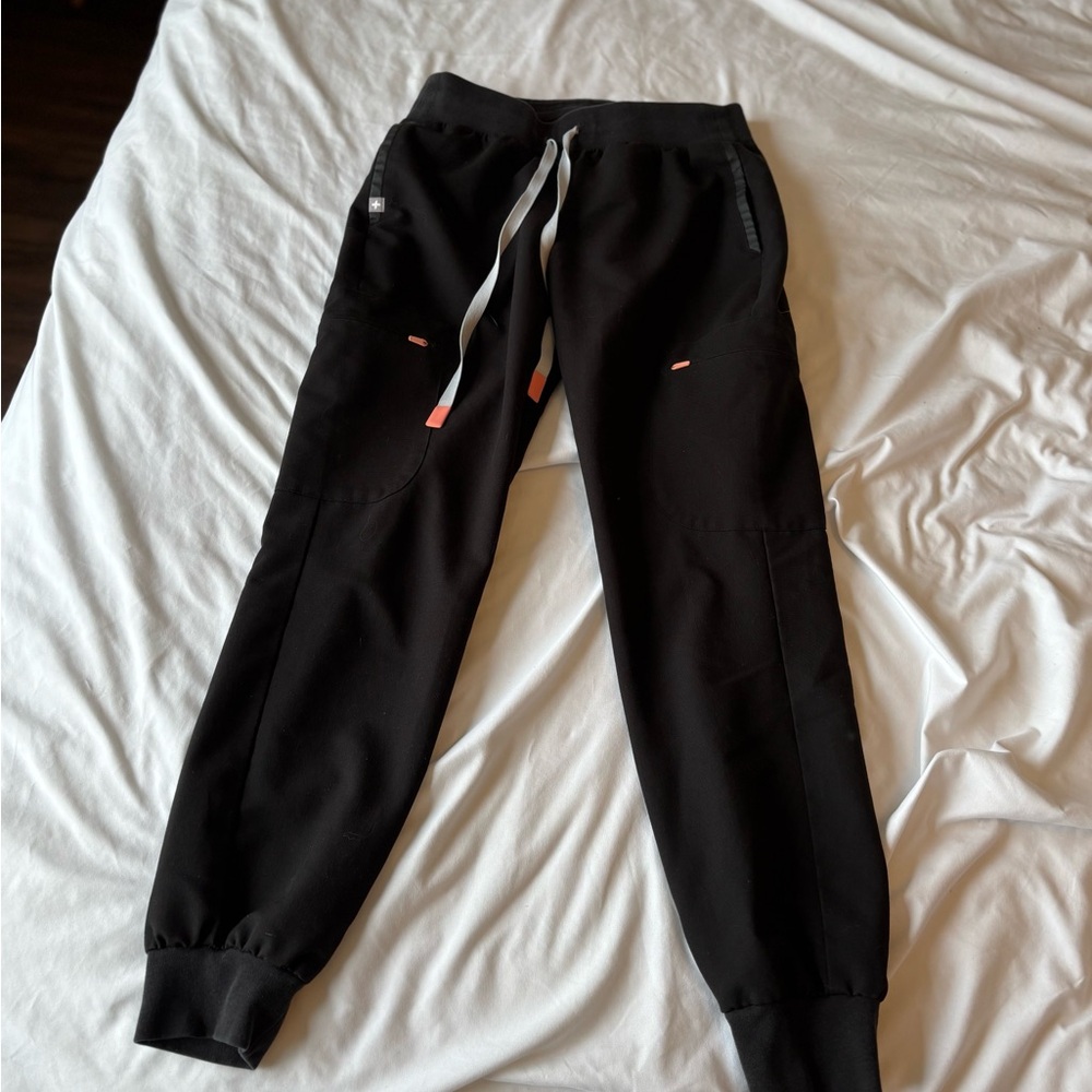 FIGS black jogger pant